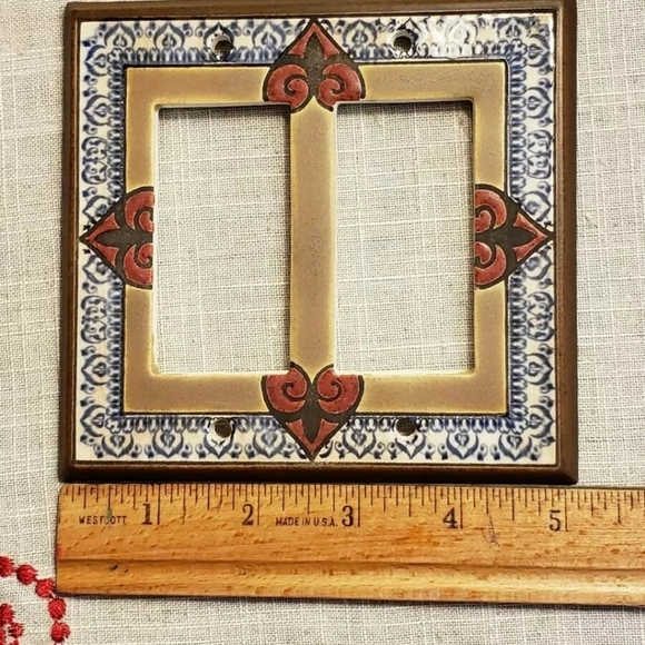Ceramic Wall Plate Cover with Moroccan Motif - Picture 2 of 4